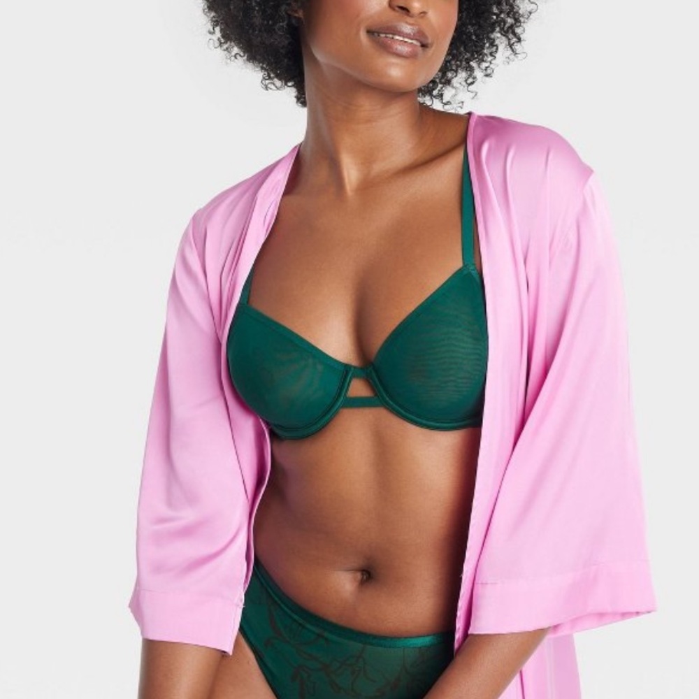 NWT Auden mesh Demi bra.